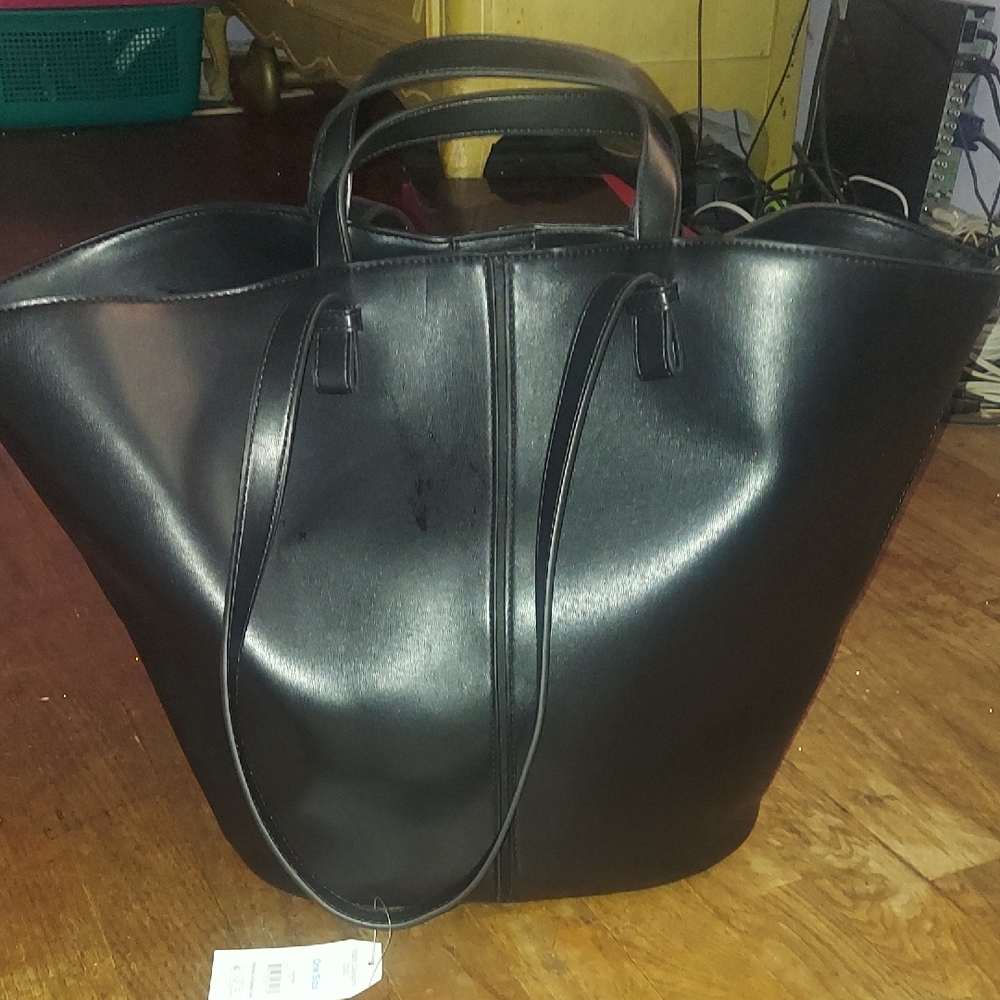 3/$12 Time and Tru Elegant Black Tote